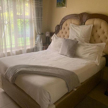 The Crown Inn Guest House Northwood Dış mekan fotoğraf